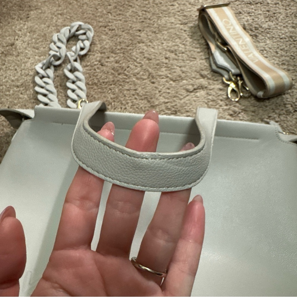 Valentino by Mario Valentino gray shoulder bag Authentic 🌟 - Picture 8 of 16